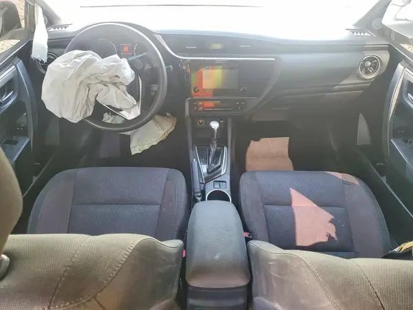 2T1BURHE5JC111023 2018 TOYOTA COROLLA - Image 8