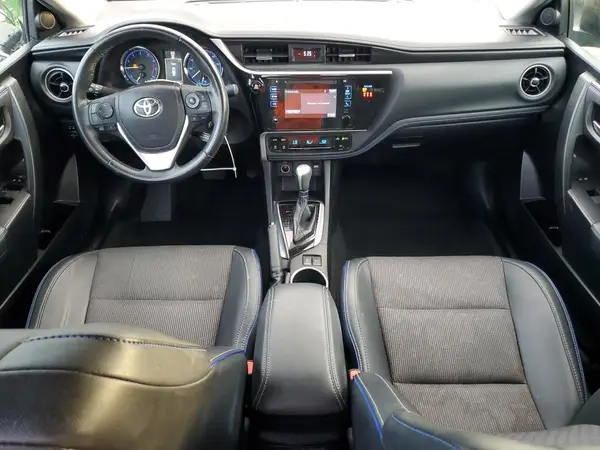 2T1BURHE5JC111863 2018 TOYOTA COROLLA - Image 8