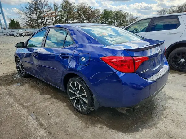 2T1BURHE5JC117419 2018 TOYOTA COROLLA - Image 2