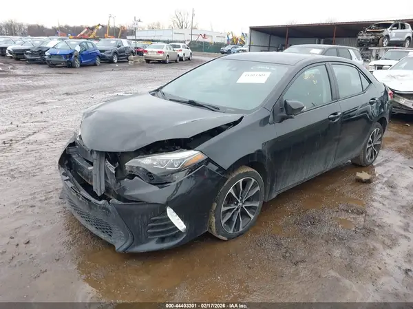 2T1BURHE5JC124970 2018 TOYOTA COROLLA - Image 2