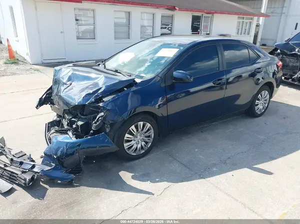 2T1BURHE5JC964814 2018 TOYOTA COROLLA - Image 2