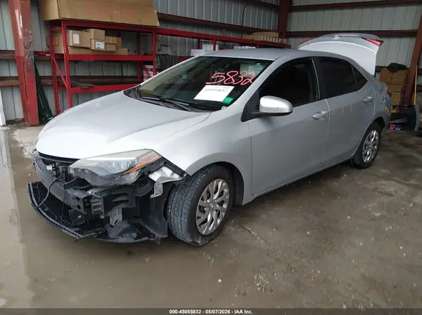 2T1BURHE5JC970189 2018 TOYOTA COROLLA - Image 2