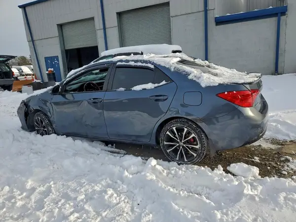 2T1BURHE5JC971634 2018 TOYOTA COROLLA - Image 2
