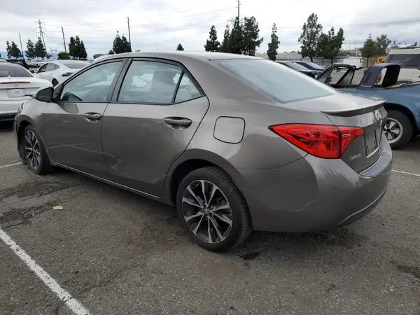 2T1BURHE5JC977241 2018 TOYOTA COROLLA - Image 2
