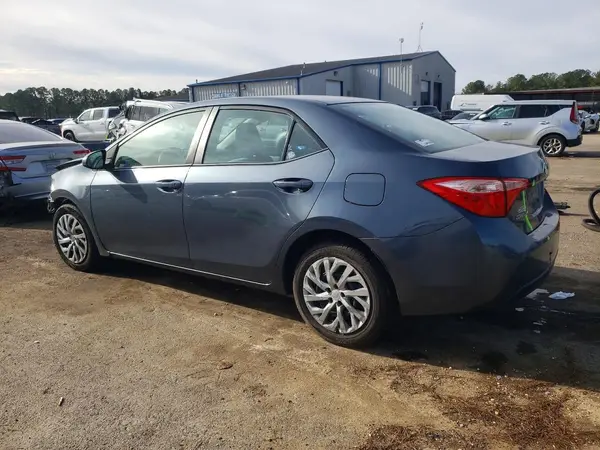2T1BURHE5JC978311 2018 TOYOTA COROLLA - Image 2