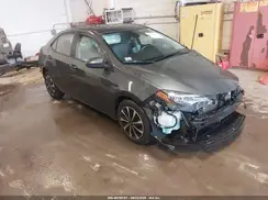 2T1BURHE5JC985484 2018 TOYOTA COROLLA