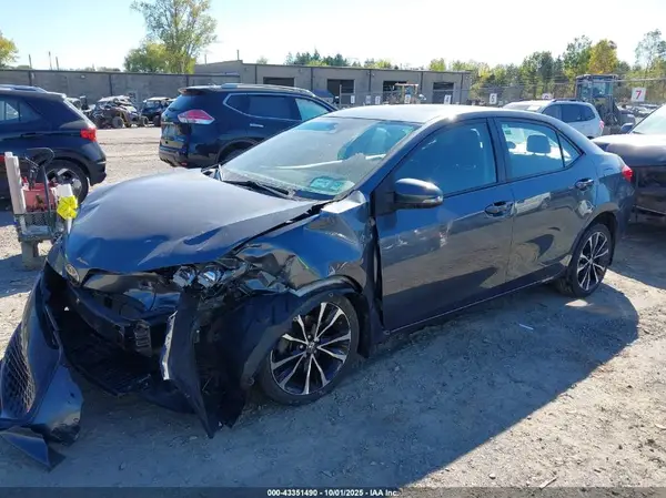 2T1BURHE5JC986585 2018 TOYOTA COROLLA - Image 2