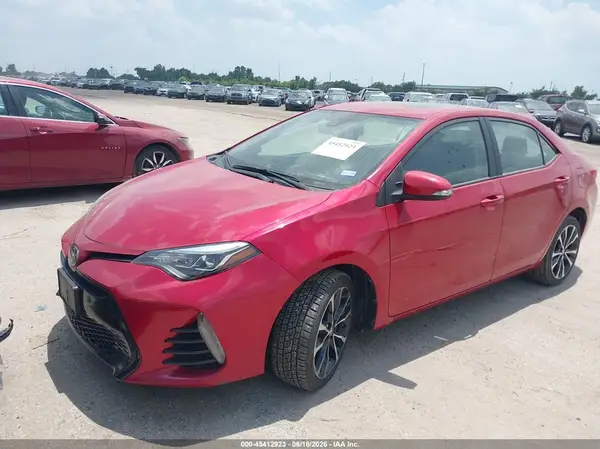 2T1BURHE5JC988160 2018 TOYOTA COROLLA - Image 2