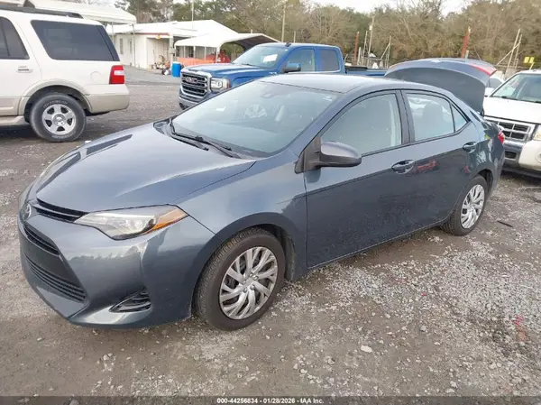 2T1BURHE5JC989115 2018 TOYOTA COROLLA - Image 2