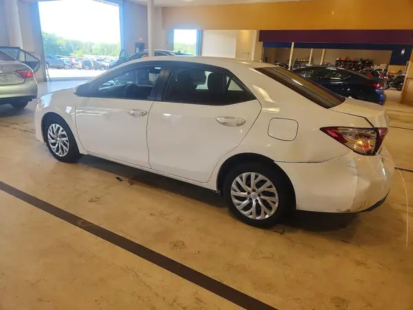 2T1BURHE5JC989583 2018 TOYOTA COROLLA - Image 2
