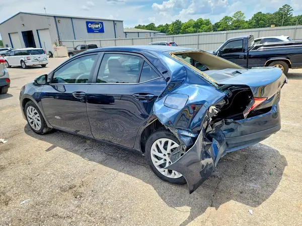 2T1BURHE5JC992483 2018 TOYOTA COROLLA - Image 2