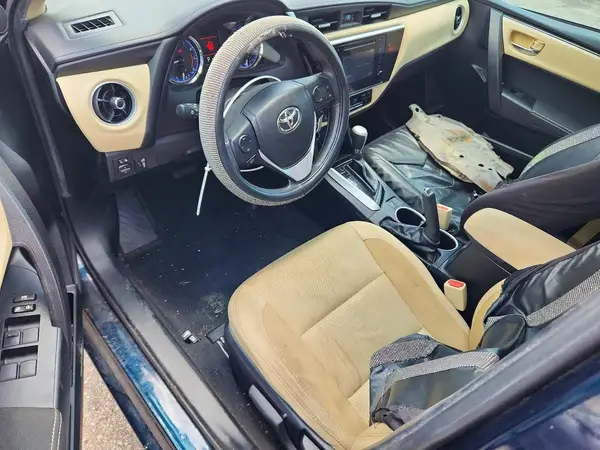 2T1BURHE5JC992483 2018 TOYOTA COROLLA - Image 8