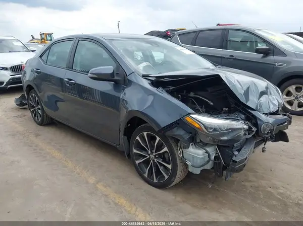 2T1BURHE5KC135761 2019 TOYOTA COROLLA - Image 1
