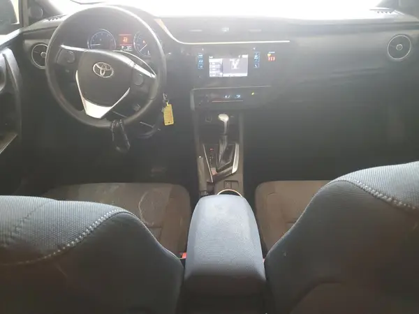 2T1BURHE5KC135954 2019 TOYOTA COROLLA - Image 8