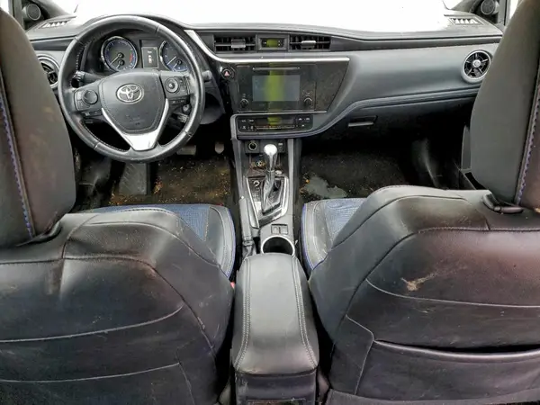 2T1BURHE5KC136070 2019 TOYOTA COROLLA - Image 8