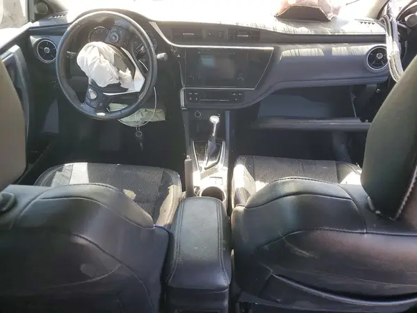 2T1BURHE5KC136182 2019 TOYOTA COROLLA - Image 8