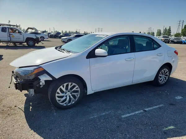 2T1BURHE5KC139261 2019 TOYOTA COROLLA - Image 1