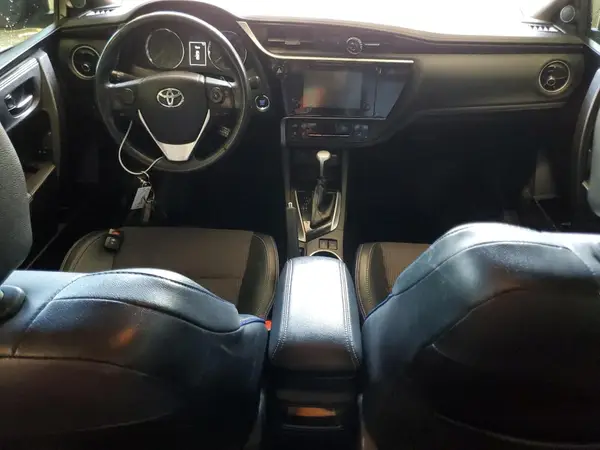 2T1BURHE5KC140099 2019 TOYOTA COROLLA - Image 8