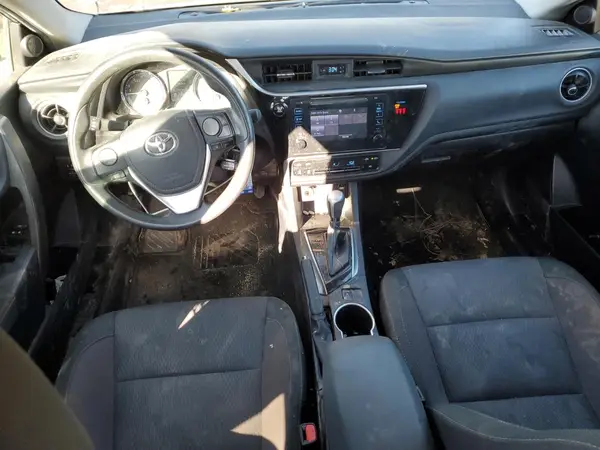 2T1BURHE5KC141673 2019 TOYOTA COROLLA - Image 8