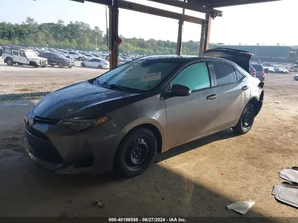 2T1BURHE5KC141740 2019 TOYOTA COROLLA - Image 2