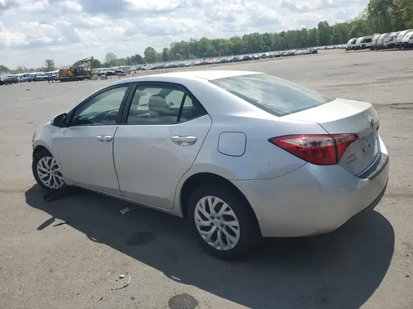 2T1BURHE5KC144525 2019 TOYOTA COROLLA - Image 2