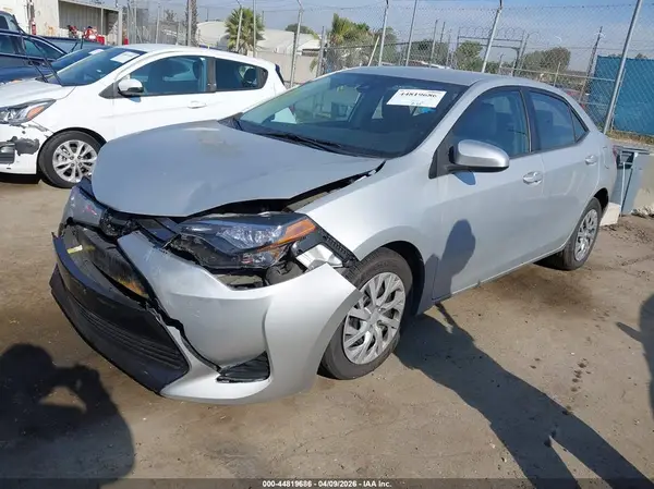 2T1BURHE5KC146873 2019 TOYOTA COROLLA - Image 2