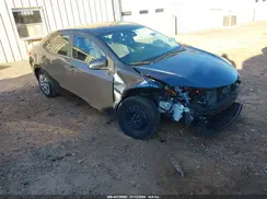 2T1BURHE5KC151880 2019 TOYOTA COROLLA