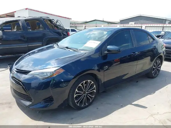 2T1BURHE5KC154407 2019 TOYOTA COROLLA - Image 2