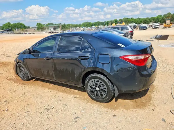 2T1BURHE5KC159915 2019 TOYOTA COROLLA - Image 2