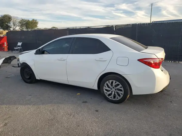 2T1BURHE5KC162023 2019 TOYOTA COROLLA - Image 2