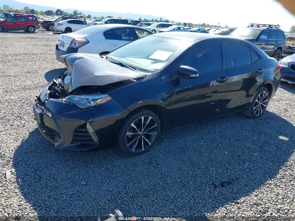 2T1BURHE5KC166945 2019 TOYOTA COROLLA - Image 2