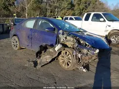 2T1BURHE5KC172647 2019 TOYOTA COROLLA