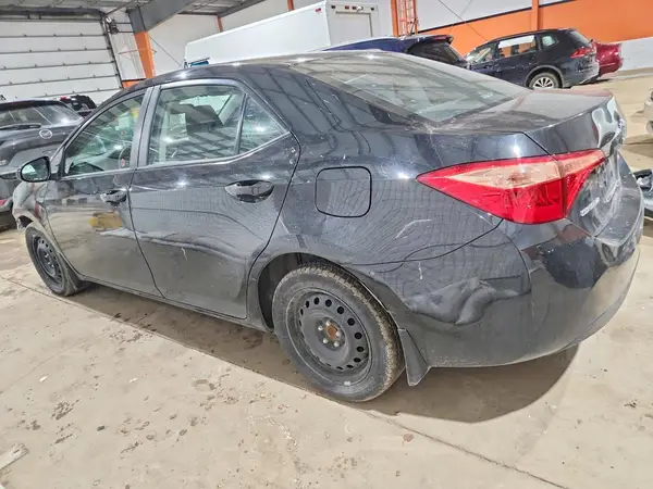2T1BURHE5KC183745 2019 TOYOTA COROLLA - Image 2