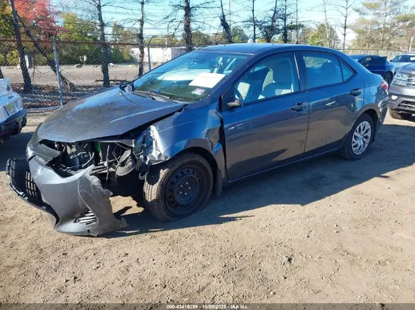 2T1BURHE5KC184135 2019 TOYOTA COROLLA - Image 2