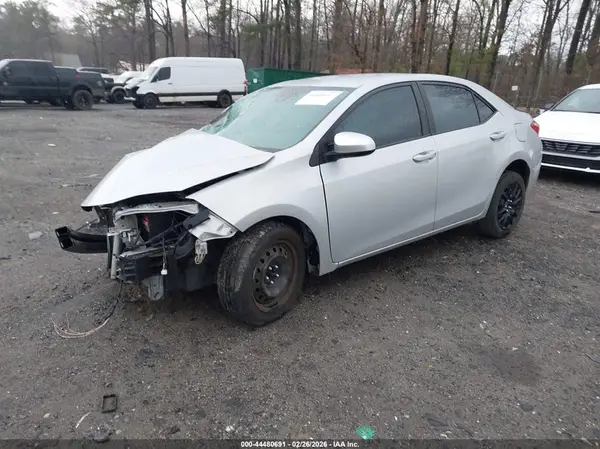2T1BURHE5KC196141 2019 TOYOTA COROLLA - Image 2
