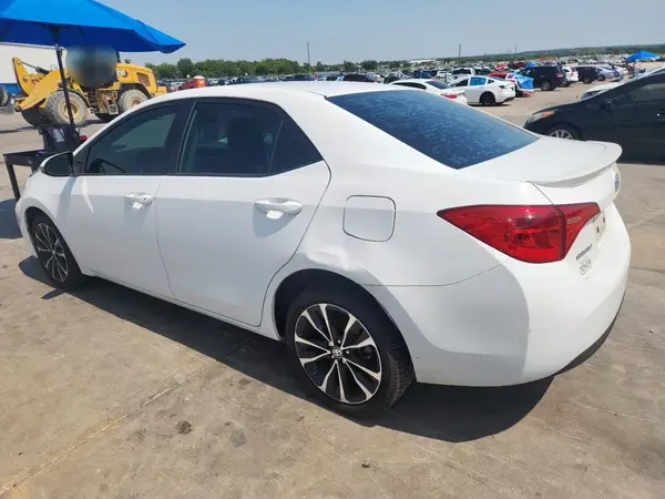 2T1BURHE5KC203766 2019 TOYOTA COROLLA - Image 2