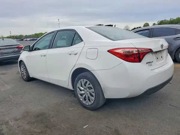 2T1BURHE5KC204643 2019 TOYOTA COROLLA - Image 2