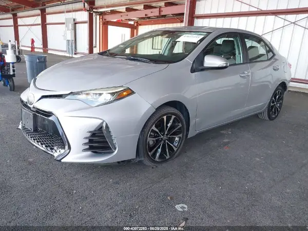 2T1BURHE5KC206425 2019 TOYOTA COROLLA - Image 2