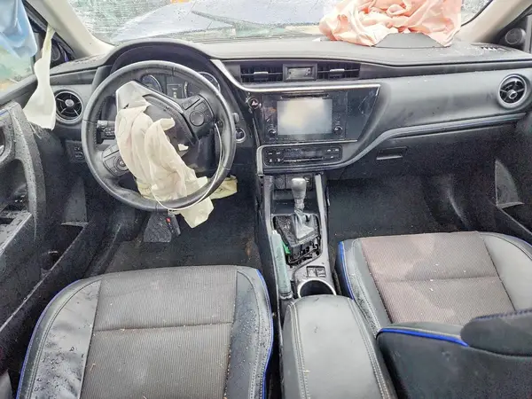 2T1BURHE5KC210877 2019 TOYOTA COROLLA - Image 8
