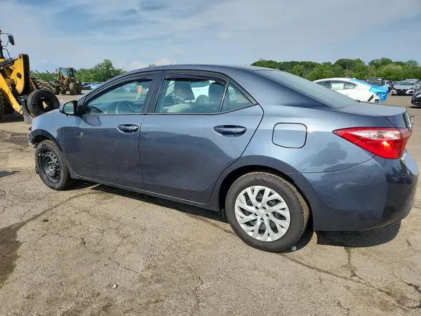 2T1BURHE5KC219014 2019 TOYOTA COROLLA - Image 2