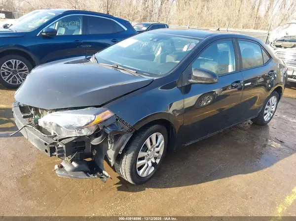 2T1BURHE5KC229445 2019 TOYOTA COROLLA - Image 2