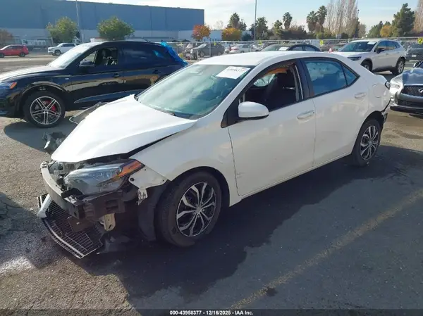 2T1BURHE5KC234029 2019 TOYOTA COROLLA - Image 2