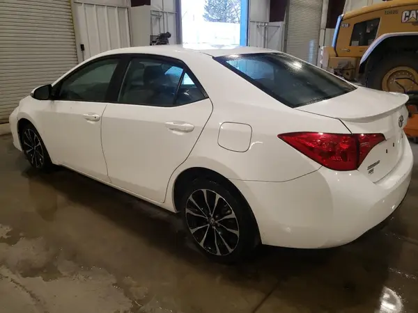 2T1BURHE5KC235620 2019 TOYOTA COROLLA - Image 2
