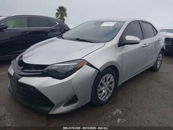 2T1BURHE5KC239392 2019 TOYOTA COROLLA - Image 2