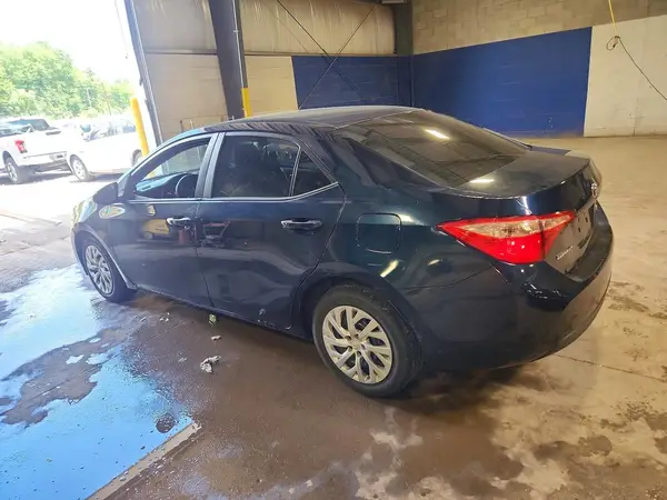 2T1BURHE5KC239747 2019 TOYOTA COROLLA - Image 2