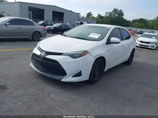 2T1BURHE5KC240882 2019 TOYOTA COROLLA - Image 2