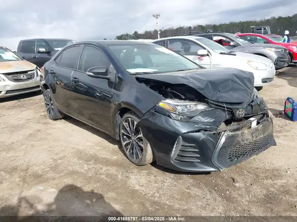 2T1BURHE5KC241160 2019 TOYOTA COROLLA - Image 1