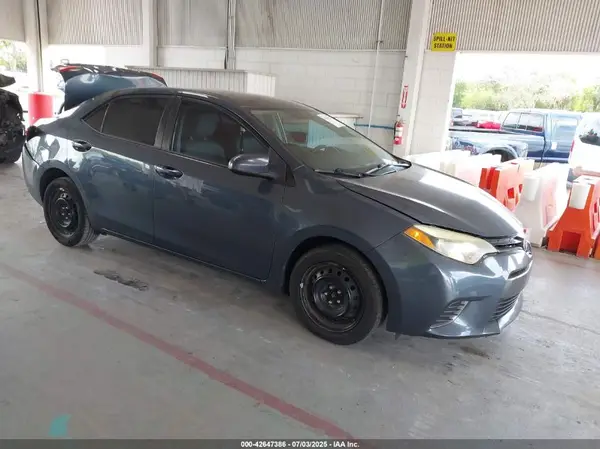 2T1BURHE6GC567766 2016 TOYOTA COROLLA - Image 1