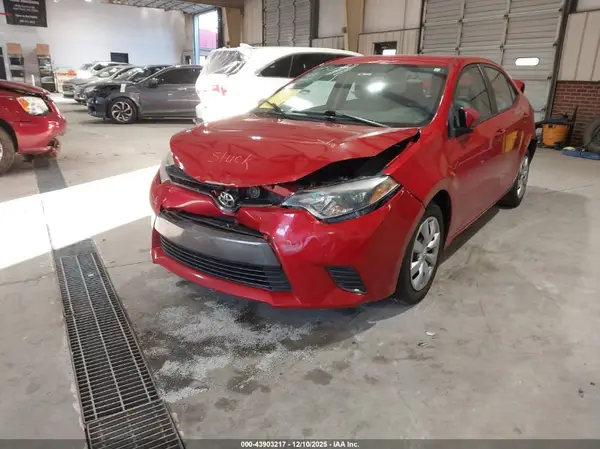 2T1BURHE6GC575883 2016 TOYOTA COROLLA - Image 2