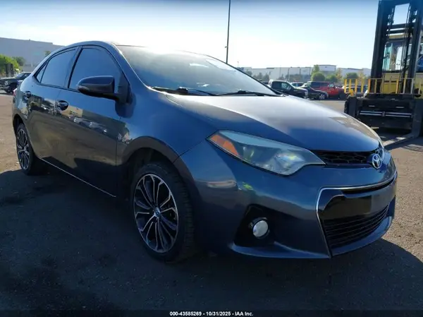 2T1BURHE6GC636598 2016 TOYOTA COROLLA - Image 1